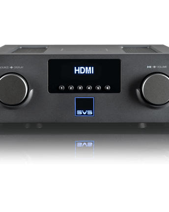 SVS Prime Wireless Pro Soundbase, amplificatorul văzut din față și din spate, cu display-ul afișând HDMI