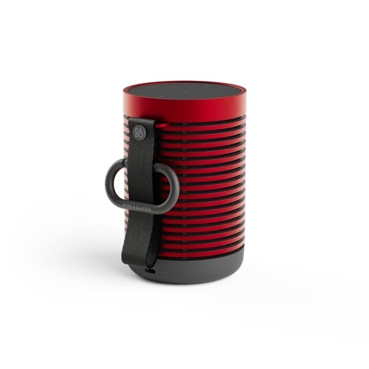 Beosound Explore Ferrari Edition — imagine de ambianță.