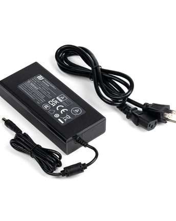 Alimentatorul Fosi Audio de 48 V cu cablu de rețea și cablu de ieșire c.c.