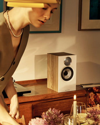 Тонколони Bowers &amp; Wilkins 607 S3