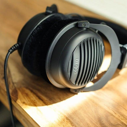 Beyerdynamic DT 990 Edition 250 Ohm Black Limited Edition