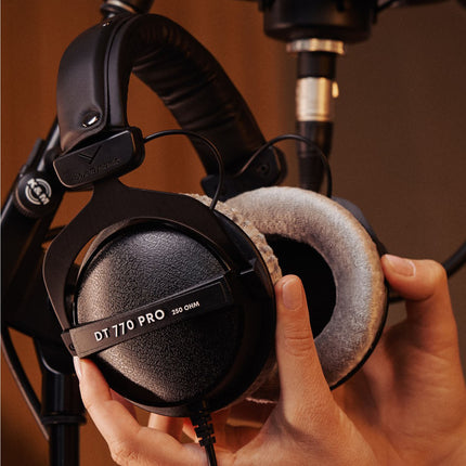 Beyerdynamic DT 770 Pro 250 Ohm