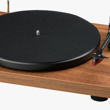 Pro-Ject Debut E Carbon (2M Red)