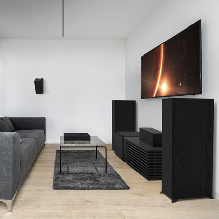 R-605FA intr-un living luminos, vazuta din alt unghi al camerei