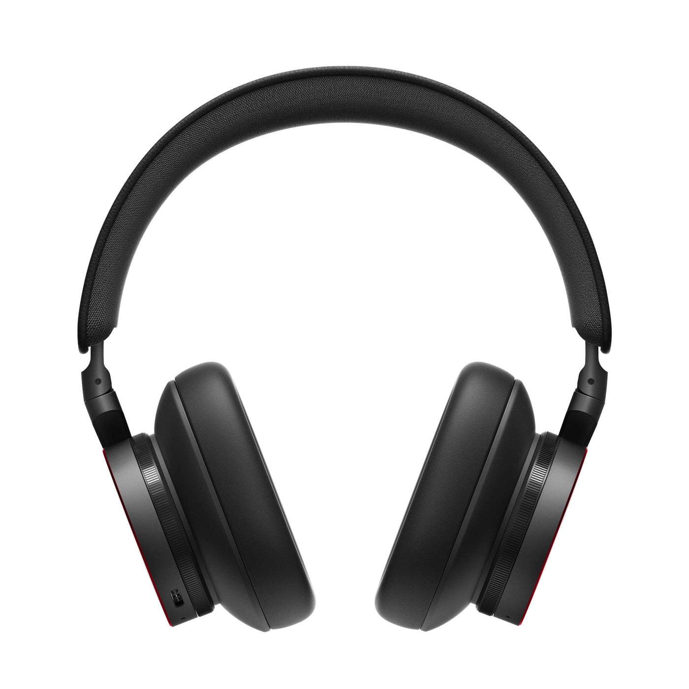 Beoplay H95 Ferrari Edition — imagine de ambianță.