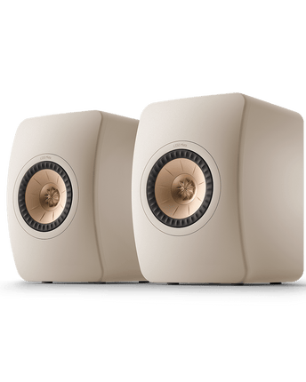 KEF LS50 Meta, finisaj Sand Shell, vedere din față și lateral