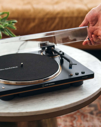 Пикап Audio-Technica AT-LP70XBT