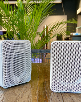 Elac BS 302