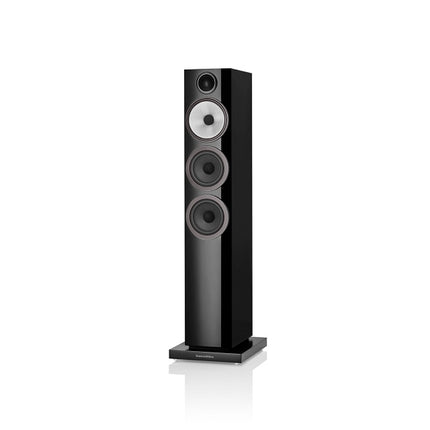 Bowers & Wilkins 704 S3